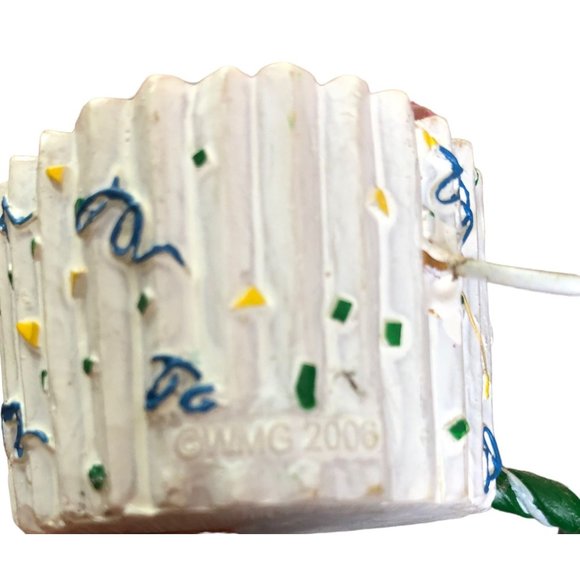 WMG Anthropomorphic Shelf Sitters Birthday Party Cupcake 2006 Figurine Vintage - Picture 9 of 16